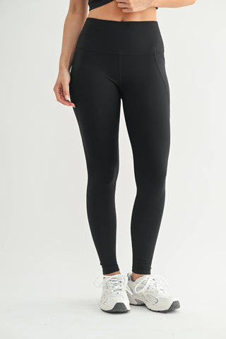 High-Waisted Leggings with Tapered Band in Black