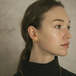 Geometric Fluid Line Ear Cuff