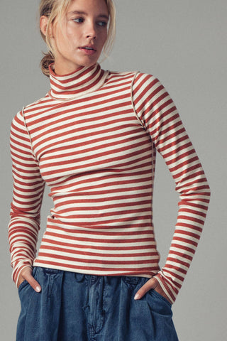 Striped Long Sleeve Turtleneck Top in Ivory & Rust